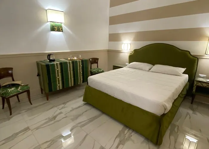 Cozy Luxury Pantheon
