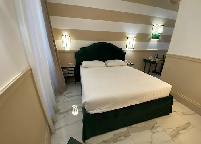 Cozy Luxury Pantheon
